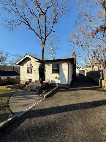 5 Lafayette Avenue Lake Grove NY 11755