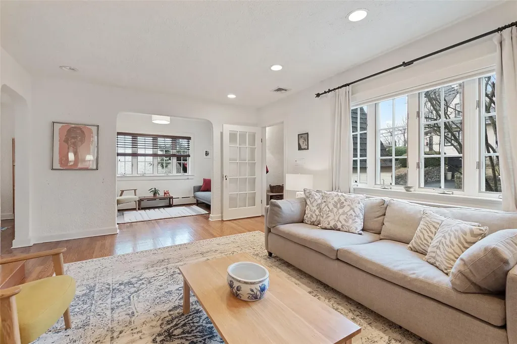 39 Hillcrest Avenue Larchmont NY 10538