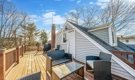 92 W Smith Street Amityville NY 11701