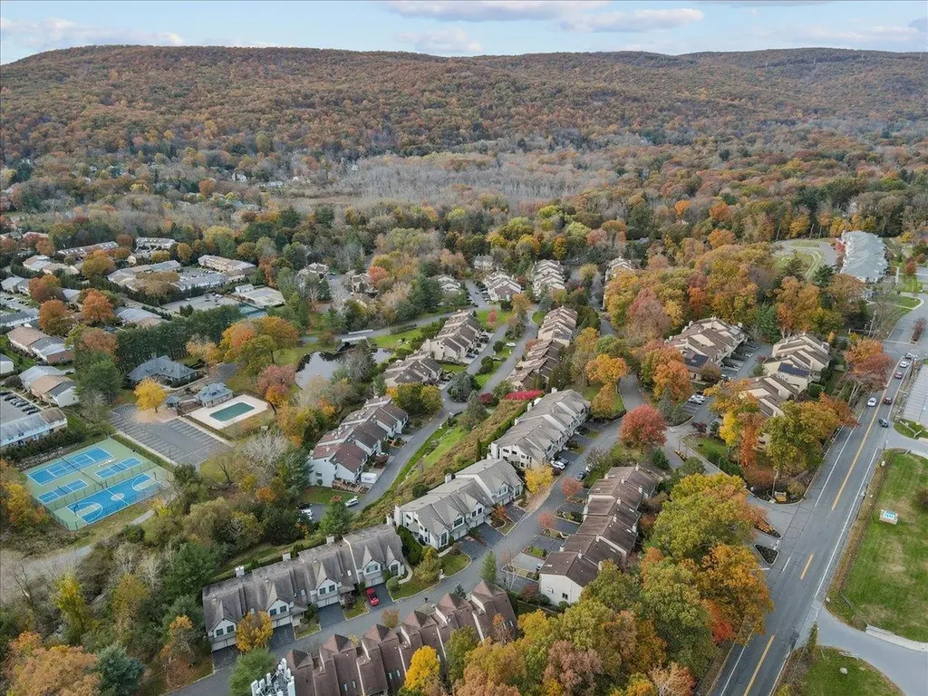 12 Fox Court Suffern NY 10901