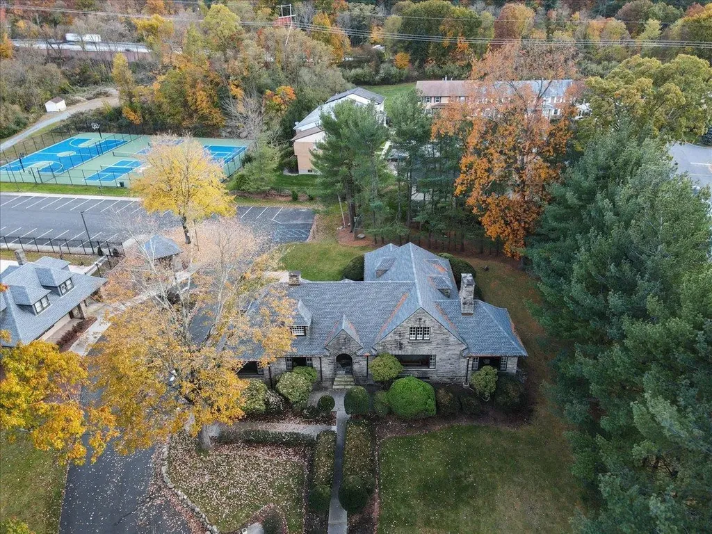 12 Fox Court Suffern NY 10901