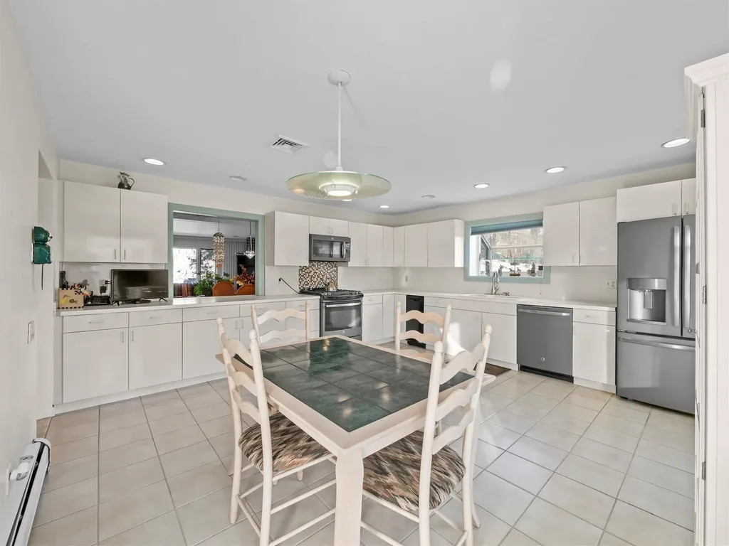 12 Fox Court Suffern NY 10901