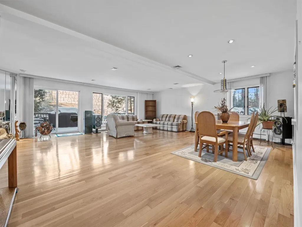 12 Fox Court Suffern NY 10901