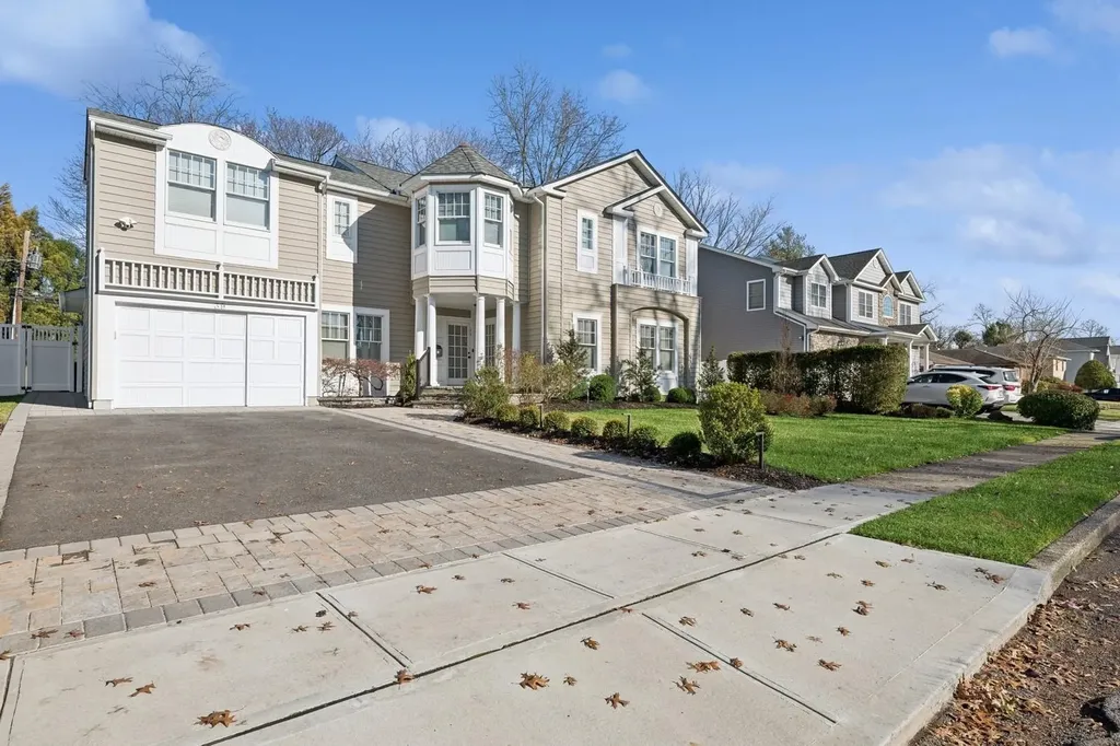 39 Ivy Drive Jericho NY 11753