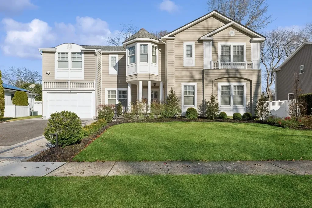 39 Ivy Drive Jericho NY 11753