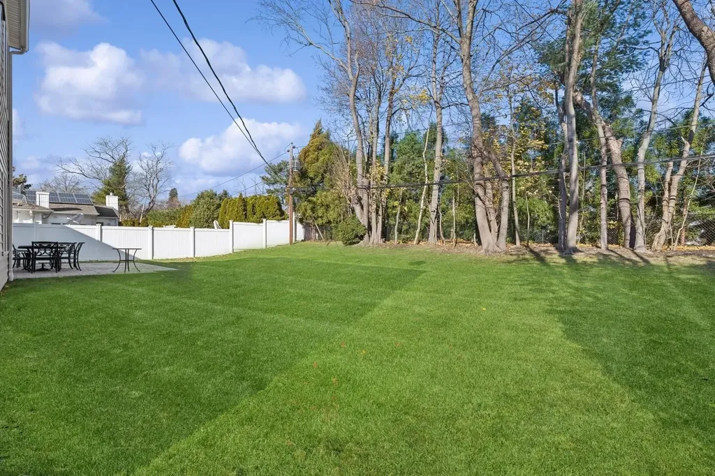 39 Ivy Drive Jericho NY 11753