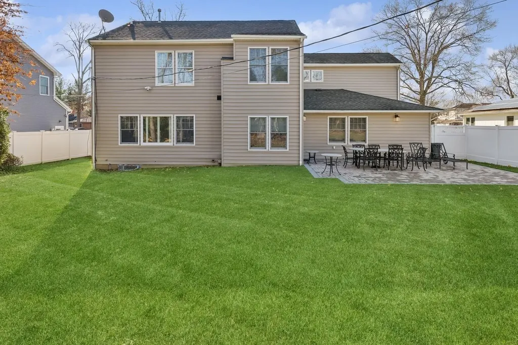 39 Ivy Drive Jericho NY 11753