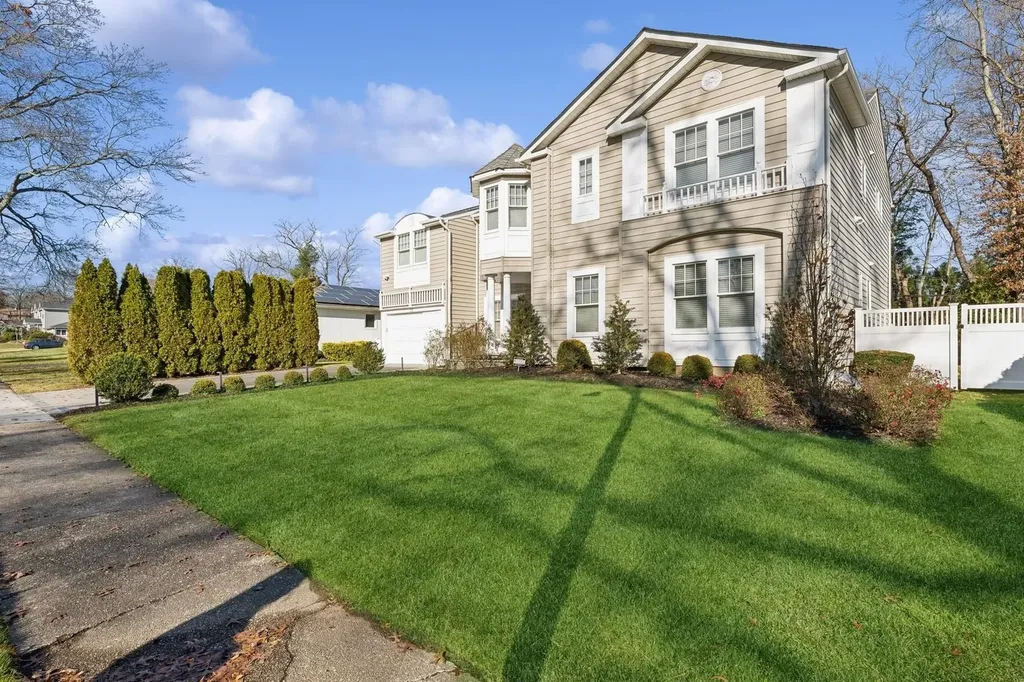 39 Ivy Drive Jericho NY 11753