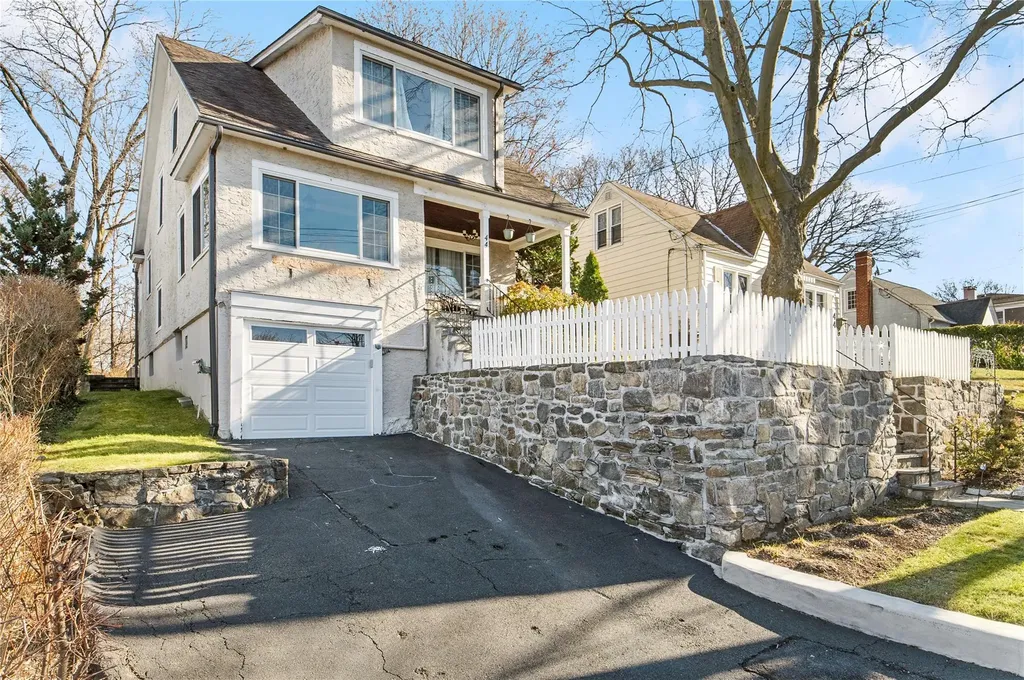 44 Mount Morris Avenue White Plains NY 10604