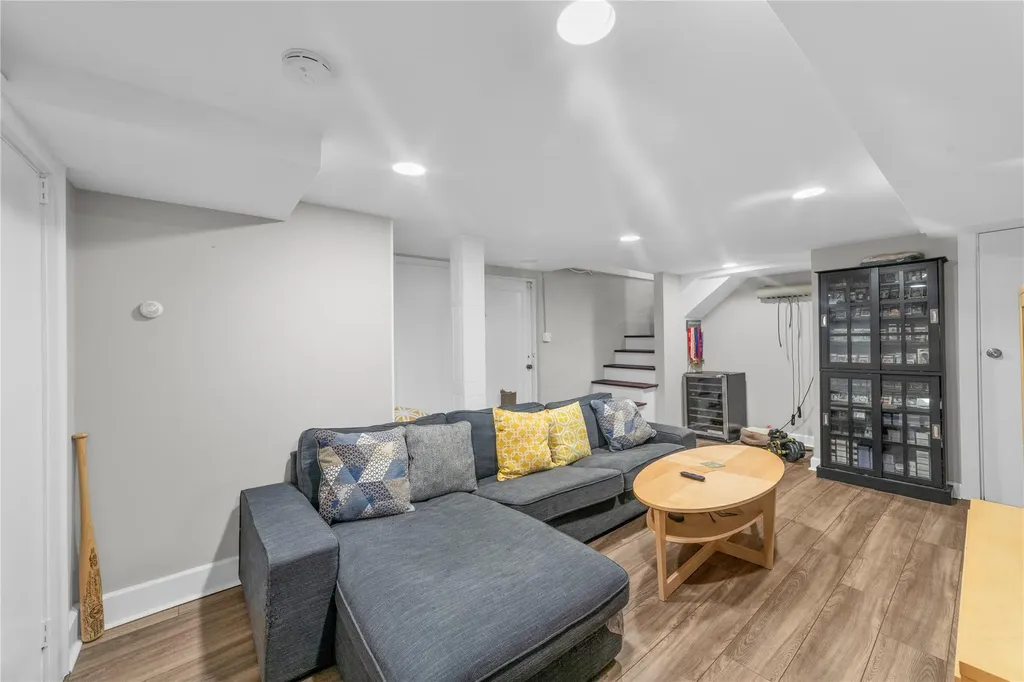 44 Mount Morris Avenue White Plains NY 10604
