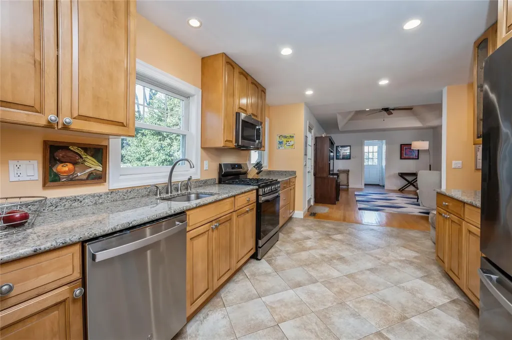 2 Brook Lane Chappaqua NY 10514