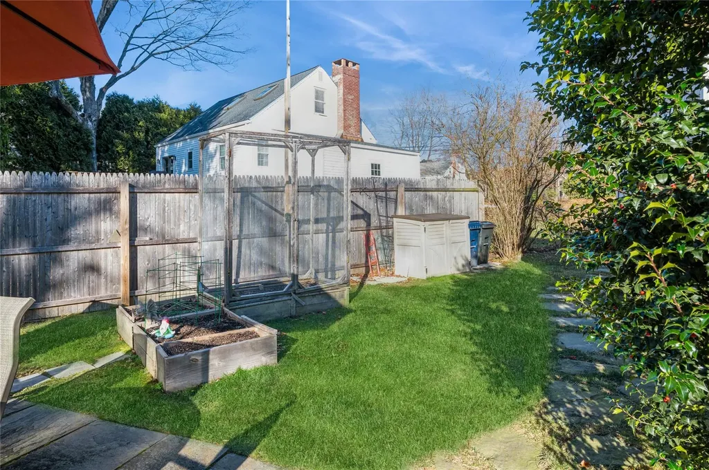 2 Brook Lane Chappaqua NY 10514