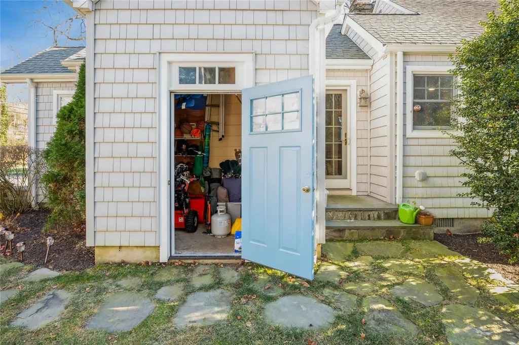 2 Brook Lane Chappaqua NY 10514