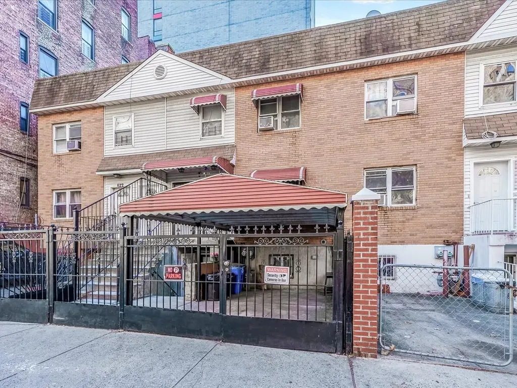 620 E 168th Street Bronx NY 10456