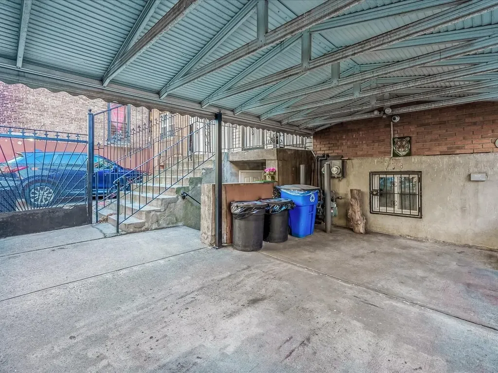 620 E 168th Street Bronx NY 10456