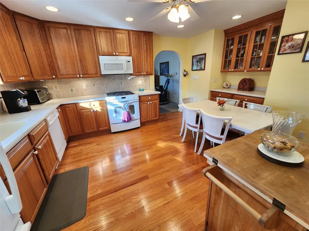 63 Stackyard Drive Mastic Beach NY 11951