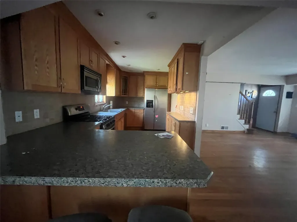 493 17th Street West Babylon NY 11704