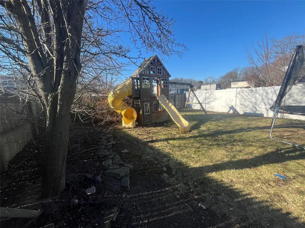 493 17th Street West Babylon NY 11704