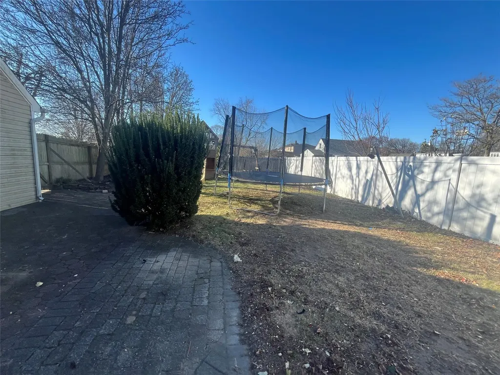 493 17th Street West Babylon NY 11704