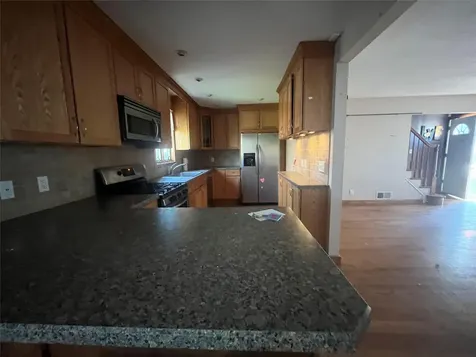 493 17th Street West Babylon NY 11704