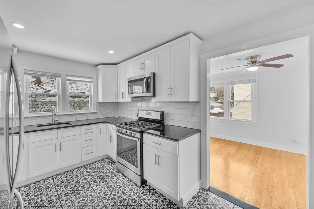 34 Windsor Terrace Yonkers NY 10701