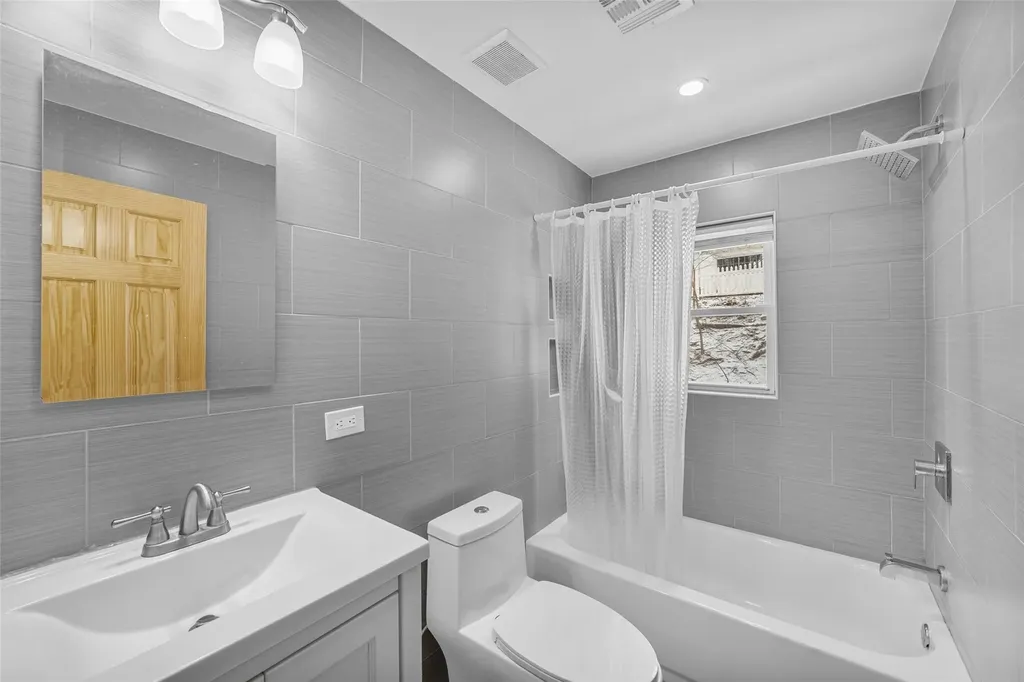 34 Windsor Terrace Yonkers NY 10701