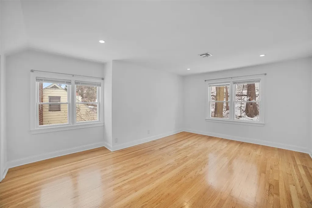 34 Windsor Terrace Yonkers NY 10701