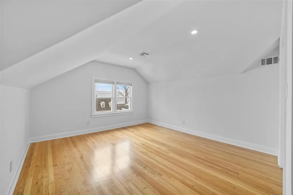 34 Windsor Terrace Yonkers NY 10701