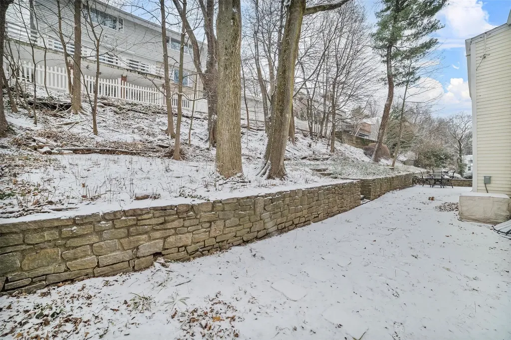 34 Windsor Terrace Yonkers NY 10701