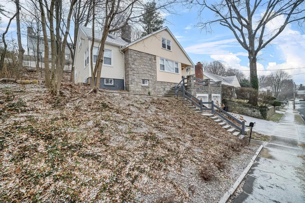34 Windsor Terrace Yonkers NY 10701