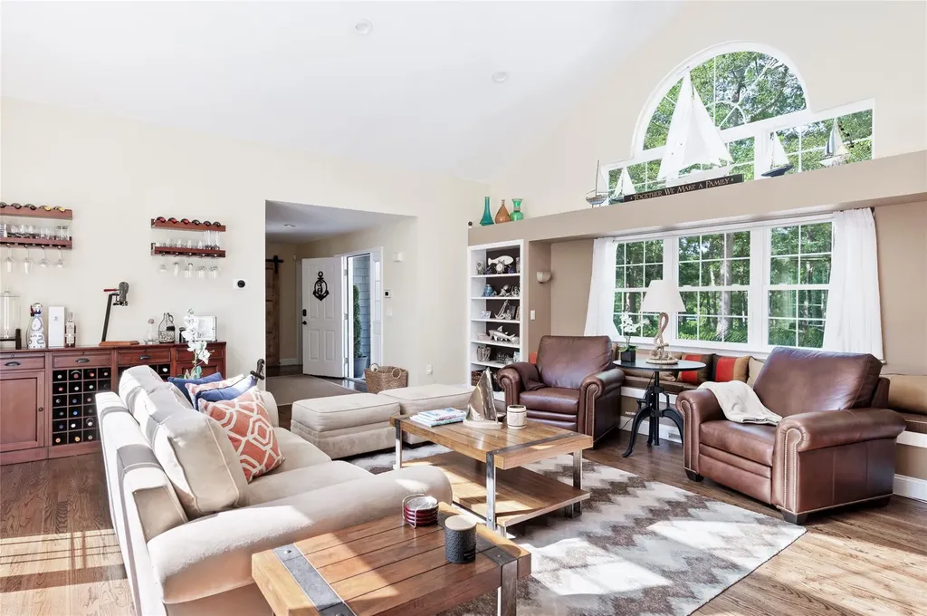 14 High Ridge Road East Hampton NY 11937