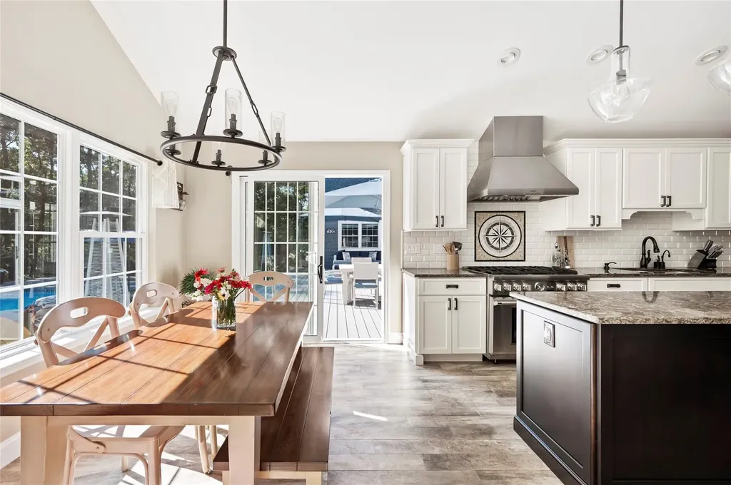 14 High Ridge Road East Hampton NY 11937