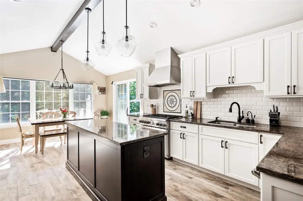 14 High Ridge Road East Hampton NY 11937