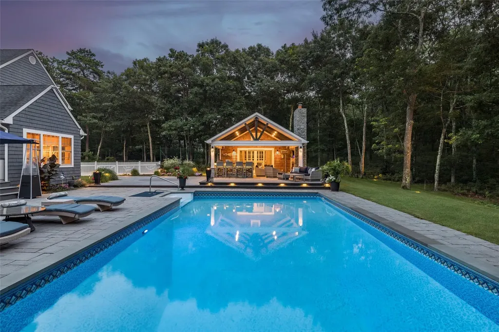 14 High Ridge Road East Hampton NY 11937