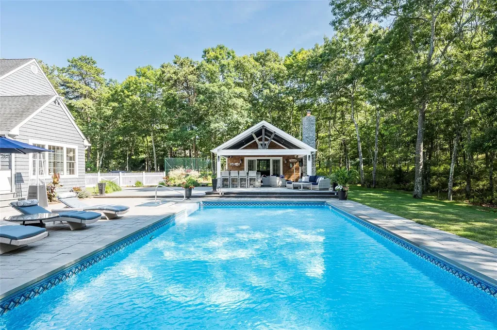 14 High Ridge Road East Hampton NY 11937