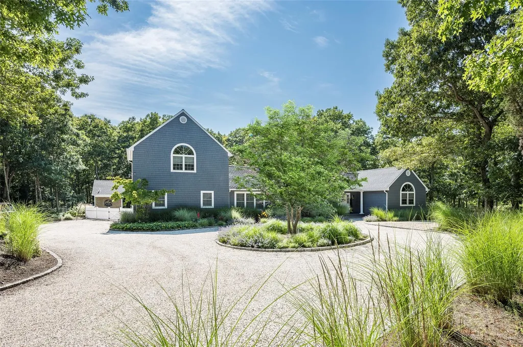14 High Ridge Road East Hampton NY 11937