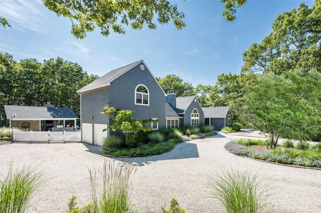 14 High Ridge Road East Hampton NY 11937