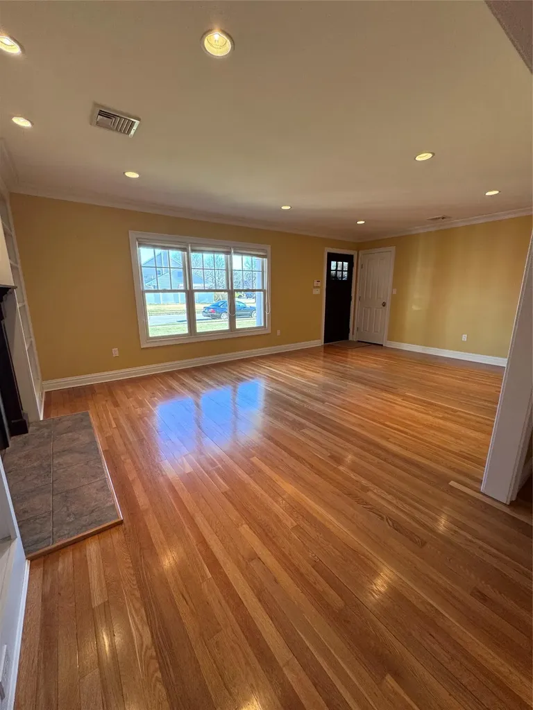1664 George Road Wantagh NY 11793