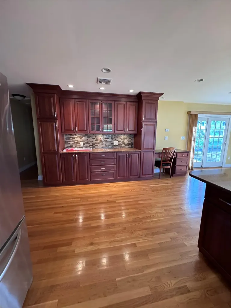 1664 George Road Wantagh NY 11793
