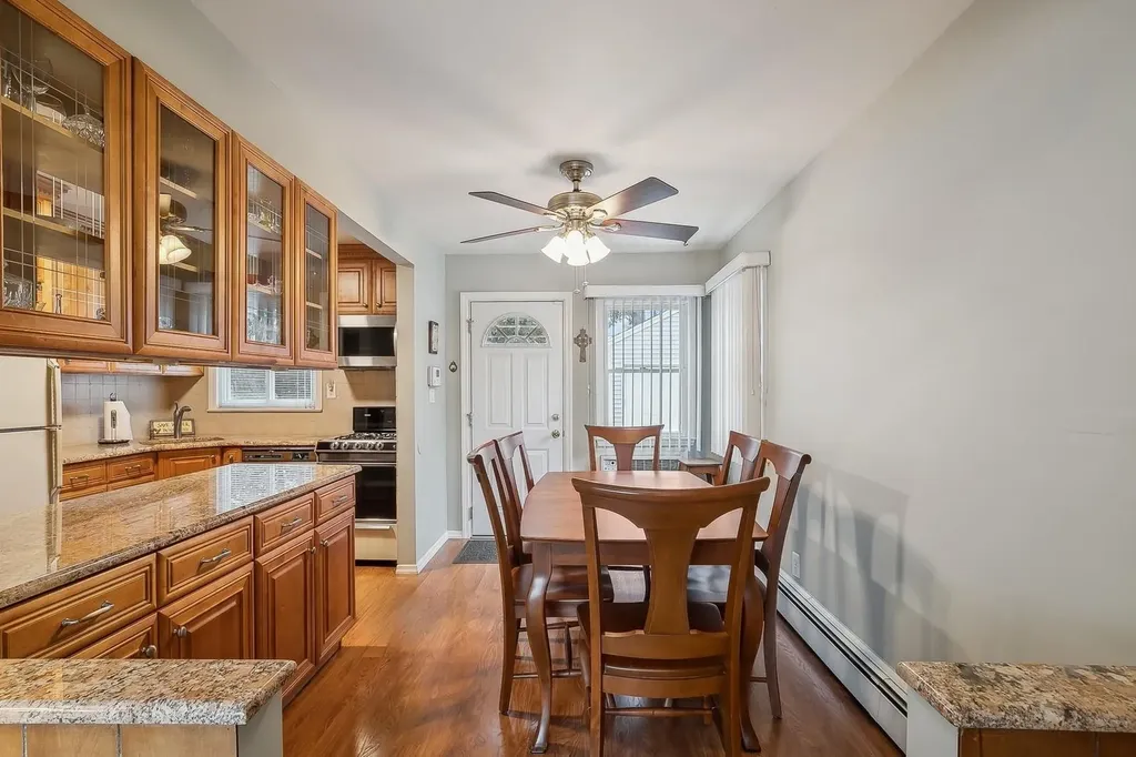 8 Jamaica Avenue Plainview NY 11803