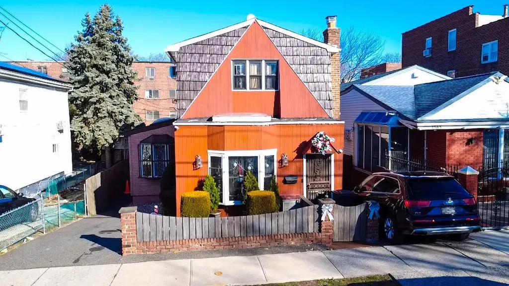 1561 E 98th Street Brooklyn NY 11236