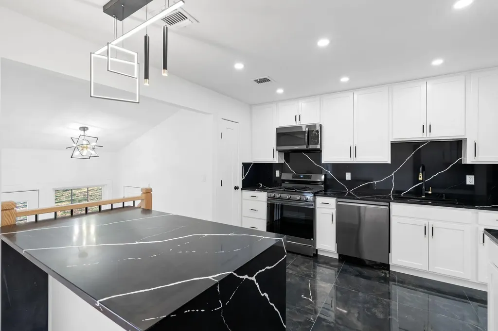 115 Ridge Road Marlboro NY 12542