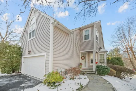 5 Pondview Lane Yonkers NY 10710