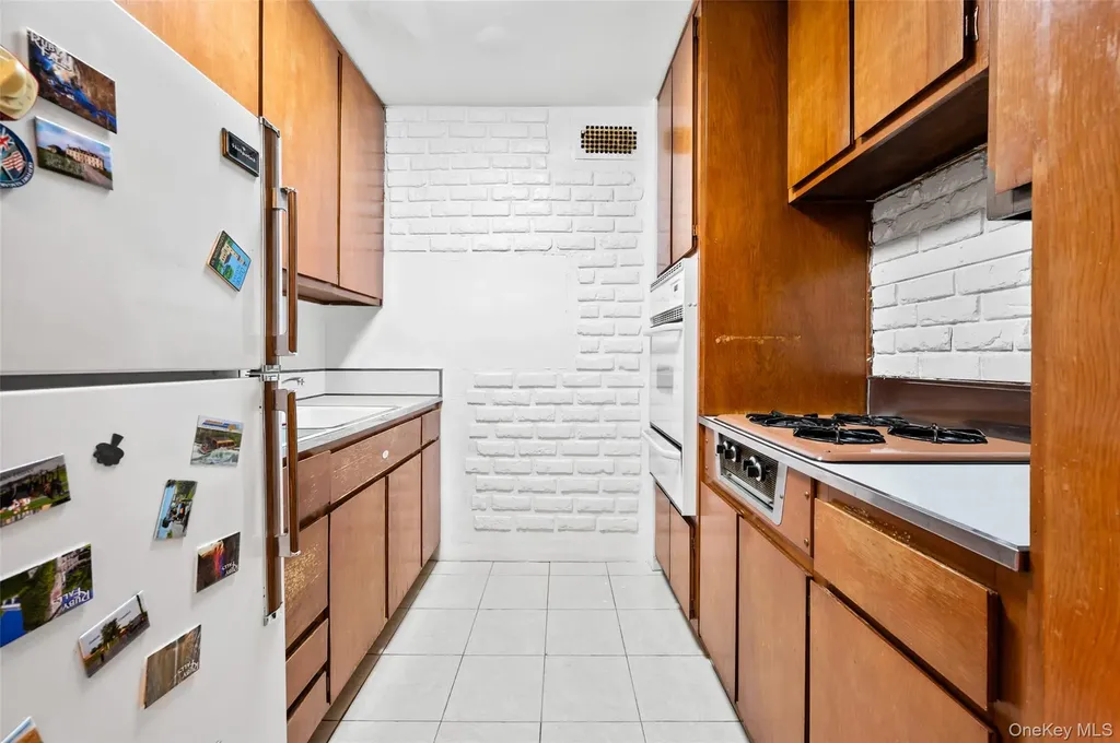220-55 46 Avenue Bayside NY 11362