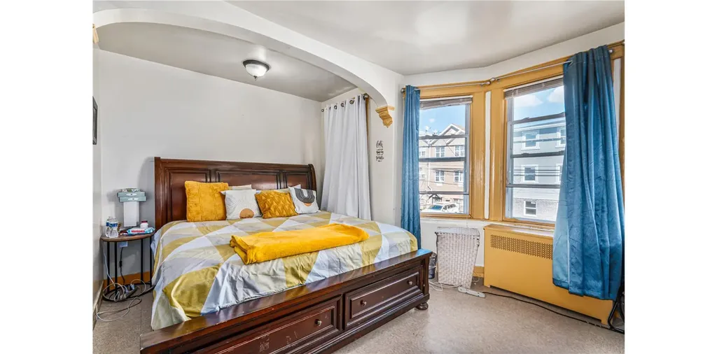 3753 Barnes Avenue Bronx NY 10467