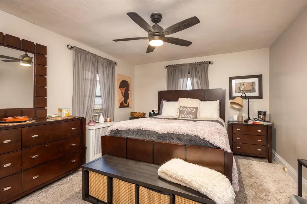 67 E Dean Street Freeport NY 11520