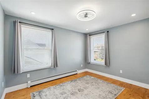 44 Meadow Lane Amityville NY 11701