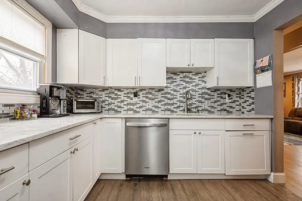 230 Evers Lane Oceanside NY 11572