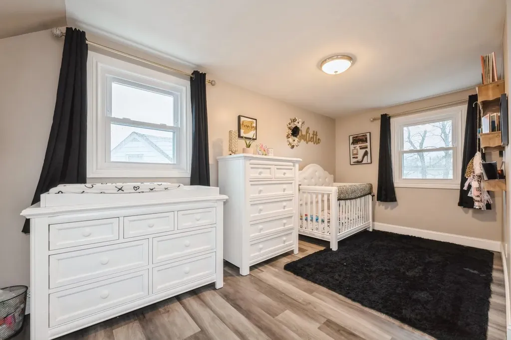 230 Evers Lane Oceanside NY 11572