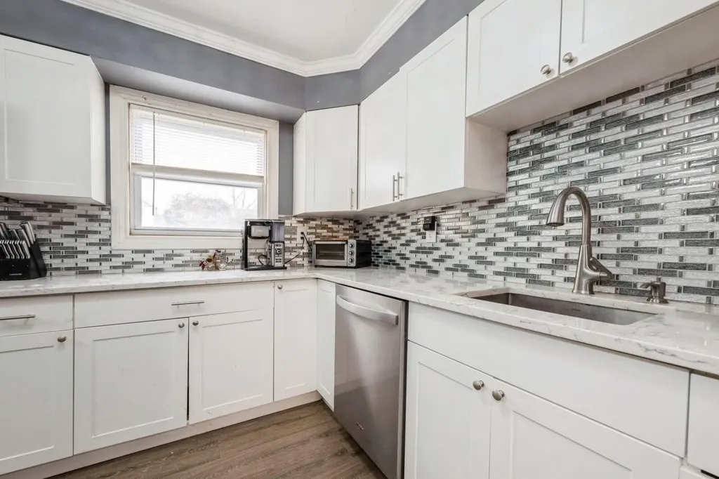 230 Evers Lane Oceanside NY 11572